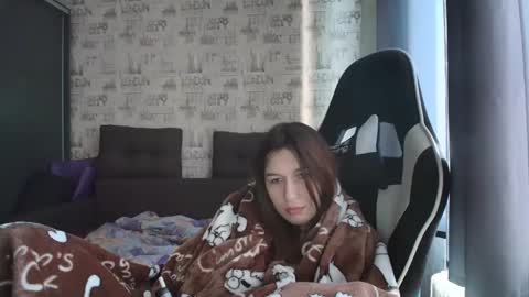 liliawoolf online show from 05-11-26, 05:13