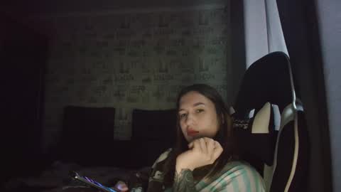 liliawoolf online show from 05-17-26, 03:08