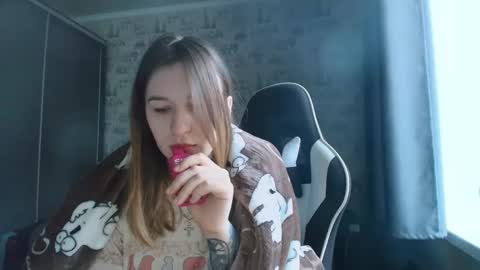 liliawoolf online show from 05-30-26, 06:32