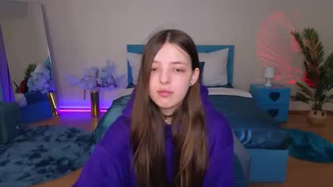 Lili Bakery online show from 03-14-26, 03:01