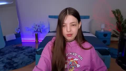 Lili Bakery online show from 04-07-26, 04:02