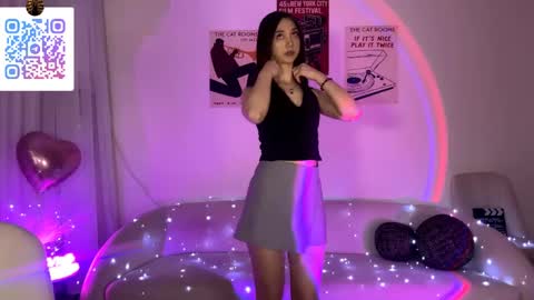 Lina online show from 05-20-26, 10:16