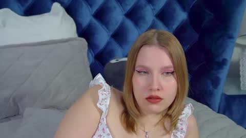 LiliLinn online show from 05-05-26, 05:04