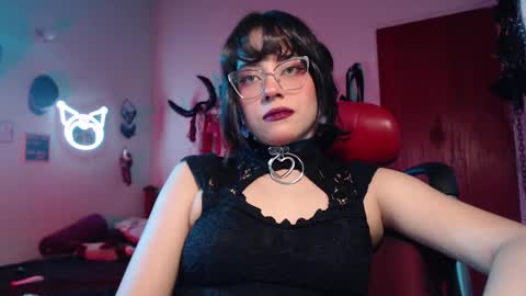 Molly online show from 12-21-24, 01:26