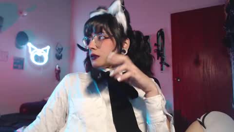 Molly online show from 01-11-25, 02:41