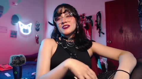 Molly online show from 01-16-25, 02:19