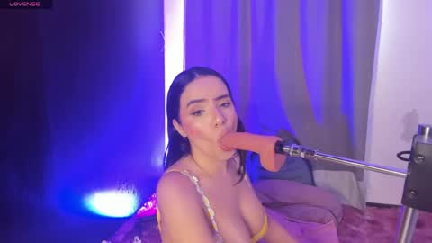 lilirouse online show from 04-25-26, 01:41
