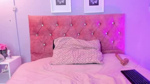 lilirousee online show from 03-31-26, 07:14