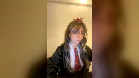Snapshot of lilith_3r chatting on 07-05-26, 04:07 Lilith online show from 07-05-26, 04:07