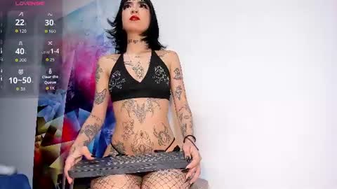 Snapshot of lilith_dior chatting on 07-15-26, 11:10 lilith_dior online show from 07-15-26, 11:10