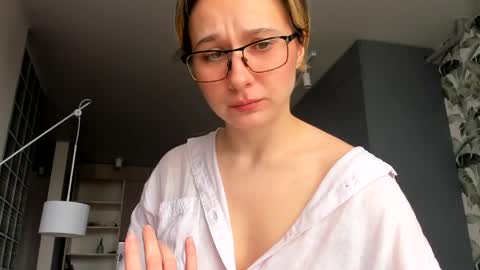 lilith online show from 04-09-26, 01:49