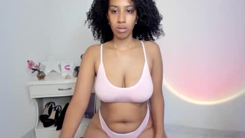Snapshot of lilith_vision chatting on 05-04-26, 05:47 Alejandra online show from 05-04-26, 05:47