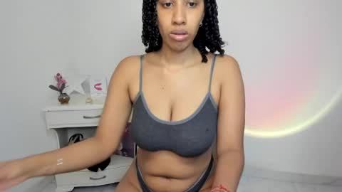 Snapshot of lilith_vision chatting on 05-13-26, 04:54 Alejandra online show from 05-13-26, 04:54