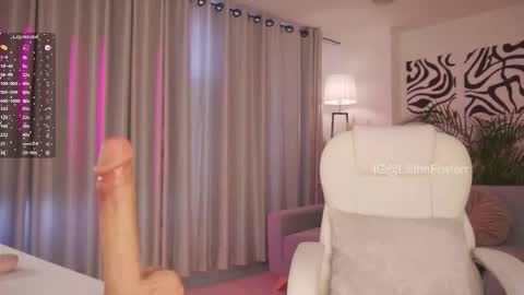 Lili  online show from 03-19-26, 08:57