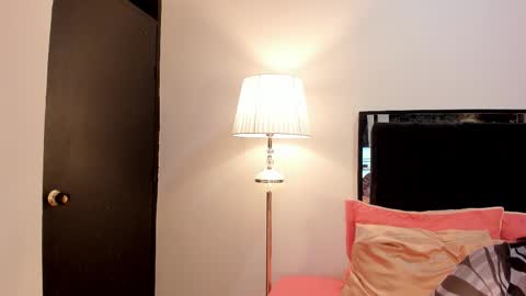 Snapshot of lilithteeen chatting on 02-18-26, 04:30 Lilith online show from 02-18-26, 04:30