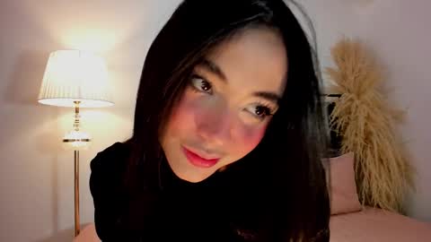 Snapshot of lilithteeen chatting on 03-10-26, 11:32 Lilith online show from 03-10-26, 11:32