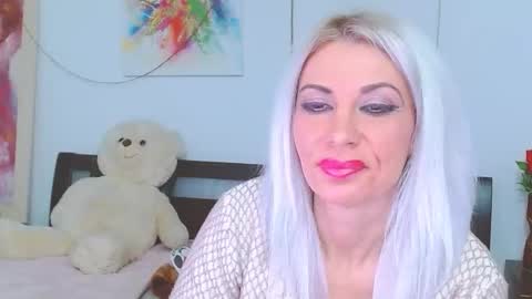 Lara online show from 02-09-26, 11:31