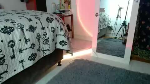 lillith_777 online show from 01-14-26, 01:11