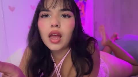 Snapshot of lilly_kinky chatting on 03-30-26, 03:40 Lilly online show from 03-30-26, 03:40