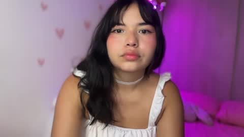 Snapshot of lilly_kinky chatting on 04-22-26, 11:01 Lilly online show from 04-22-26, 11:01