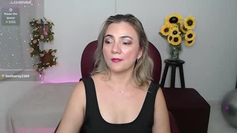 Lilly online show from 03-05-26, 04:03