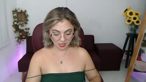 Lilly online show from 05-25-26, 05:41