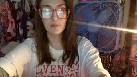 Snapshot of lillylushabae chatting on 11-05-25, 07:58 hi guys im back on here 3 online show from 11-05-25, 07:58