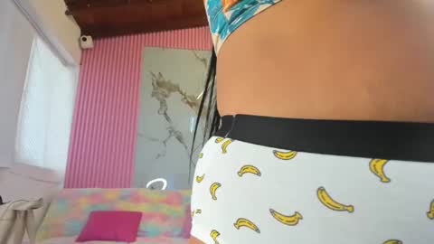 Snapshot of lillyy16 chatting on 06-26-26, 11:03 lillyy16 online show from 06-26-26, 11:03