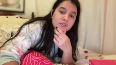 lilprincessxoxo_ online show from 05-26-26, 03:35