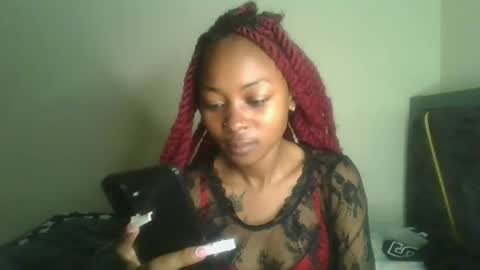 Snapshot of liltemptation01 chatting on 08-02-26, 04:44 liltemptation01 online show from 08-02-26, 04:44