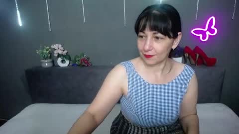 Snapshot of lilugrants chatting on 05-04-26, 06:37 lilugrants online show from 05-04-26, 06:37