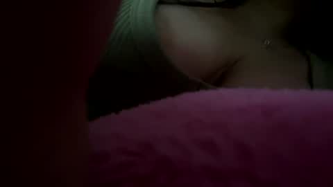 liluu_lovee online show from 07-12-26, 07:05