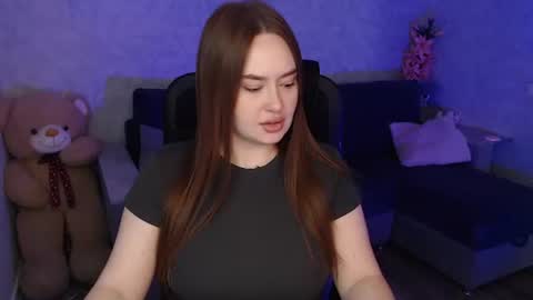 lily_baker_ online show from 04-16-26, 09:21