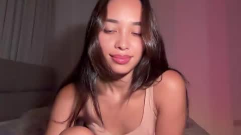 Snapshot of lily_bunnyy chatting on 07-23-26, 08:29 Lily online show from 07-23-26, 08:29