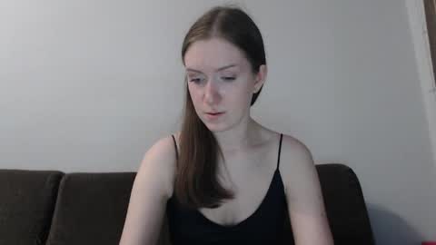 lily_love_x online show from 05-18-26, 01:02