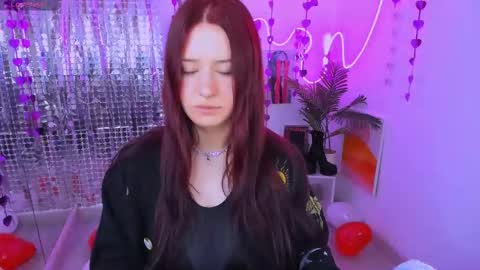 Lily online show from 02-15-26, 07:51