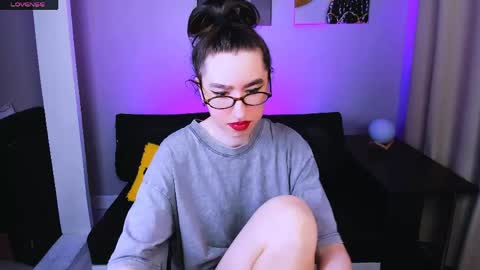 LILY online show from 05-16-26, 12:15