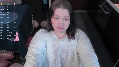 Lily online show from 02-20-26, 06:48