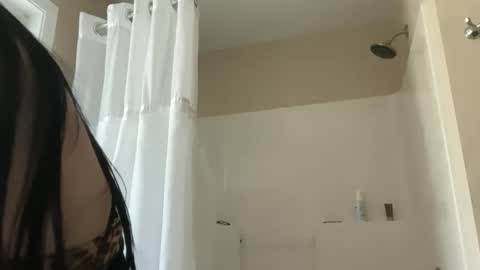 Lily Grace online show from 05-20-26, 12:06