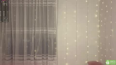 Snapshot of lilyrose1_ chatting on 12-15-25, 05:06 You can call me Li ... online show from 12-15-25, 05:06