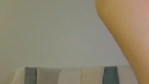 Lily online show from 10-03-25, 09:34