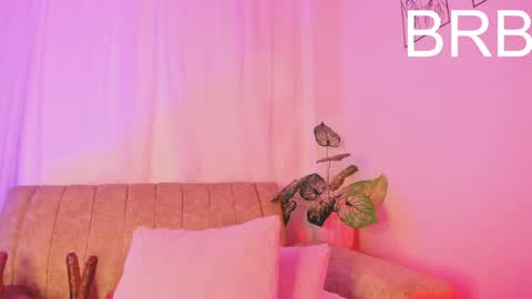 Lily  online show from 06-02-26, 09:44