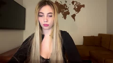 Lily online show from 03-24-26, 05:51