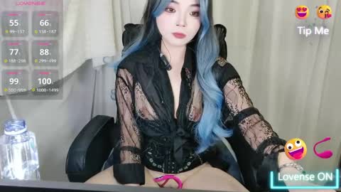 Snapshot of lina968560 chatting on 05-10-26, 01:27 lina968560 online show from 05-10-26, 01:27