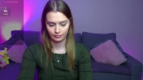 Snapshot of lina_bush chatting on 02-08-25, 08:42 lina_bush online show from 02-08-25, 08:42