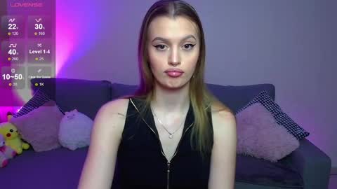 Snapshot of lina_bush chatting on 02-25-25, 12:34 lina_bush online show from 02-25-25, 12:34