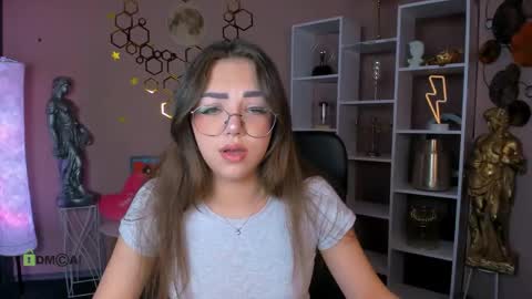 lina_fox12 online show from 05-14-26, 12:12