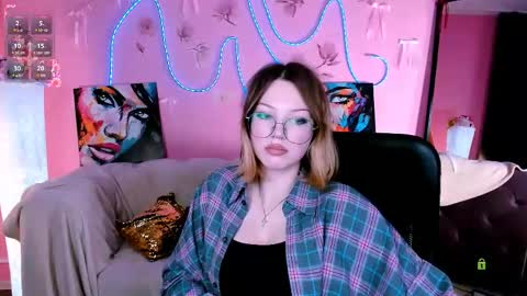 lina_fox12 online show from 05-20-26, 02:12