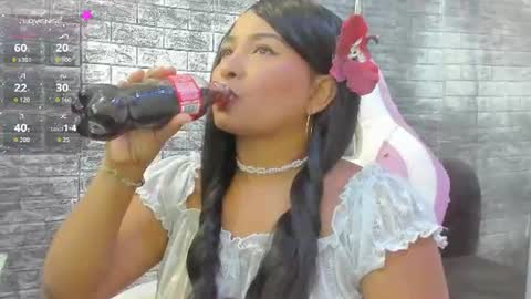 LINA SANCHEZ online show from 06-29-26, 01:44