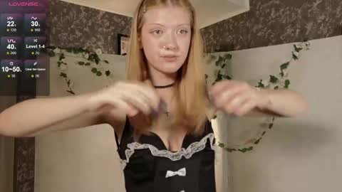 Lina online show from 05-21-26, 08:38